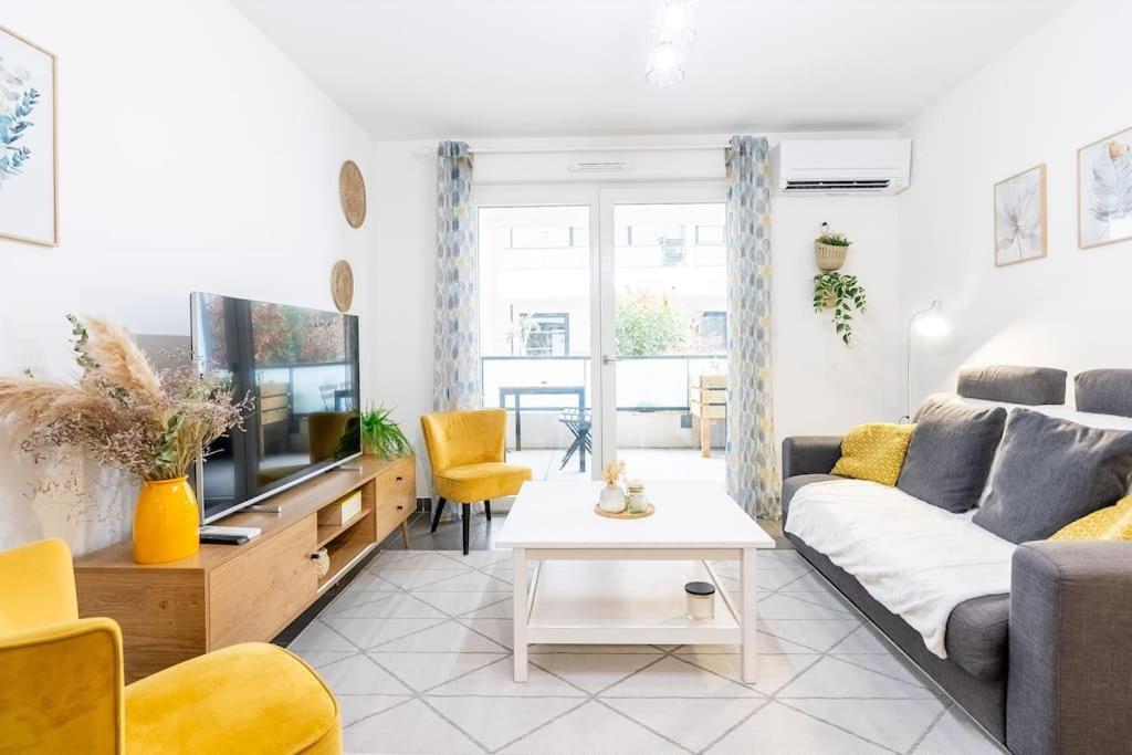 Le Barcelone, Beau T2, Clim, Terrasse,Centre Ville Montpellier Luaran gambar